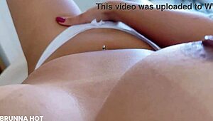 i woke up horny and masturbated till i soaked my panties