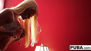 Summer Brielle Teases Herself In Bed