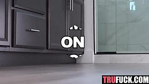 i help stepsis fill her pussy, oh man it's so tight