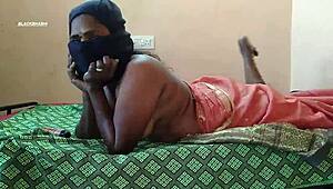 AUNT'S THIRSTY SMOOTH PUSSY