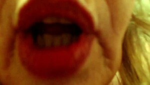 morning sex with beautiful mature dawnskye in fishnets