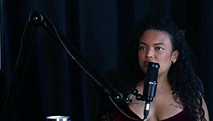 Safada Demonstrates Blowjob After Long-Term Content Investment - Gaucha Yasmin Sheer Red