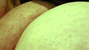 curvy bbw amateur tries solo dildo for first time