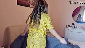 I Masturbate My Big Ass Without Panties in the Room