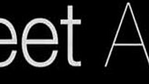 Solo Girl Uses Vibrator on Wet Pussy Intensely