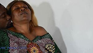 Hot Mom Zips Cloth but Gets Fucked by Stepdad