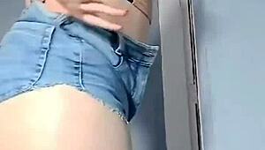 Big ass Latina twerks in tight shorts, shaking that booty