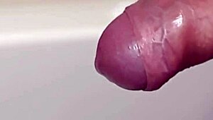 Check out these top 5 slow motion cumshots!