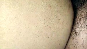 Gordagolosa776 enjoys intense squirting session with her partner