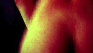 me chupa la pija y me saca la leche a sentones