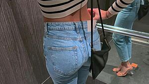 i'm a brunette babe, how do you want to fuck me in jeans or tiny bikini?