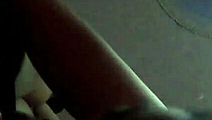 damn, this latina mommy gives an amazing blowjob 😍