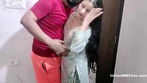 हॉर्नी ब्यूटीफुल स्किनी देसी भाभी हार्ड फकिंग