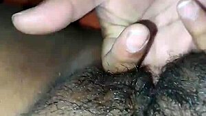 Gordagolosa776 enjoys intense squirting session with her partner