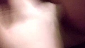 Fat Lesbian Gets Fingered and Cums Hard 😍💦