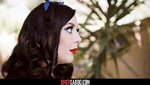 Pervy step-uncle seduces step-niece into group sex at bbq 🔥