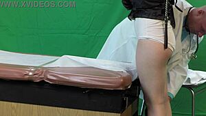 scarlett johnson medical vag inspection!!