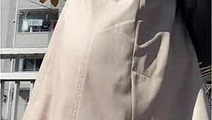 I, the horny wife, greedily devour the cock, Rena Kamina.