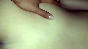 Arab milf wife shows off her sexy ass for hot fucking