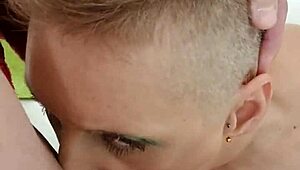 German prostitute whore MILF Sandra blowjob facefuck!