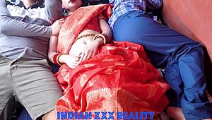 भारतीय स्टेप मॉम और स्टेप सन और स्टेप डैड देसि फक सीन में टाइट पस्सी और वेट ऐस के साथ