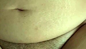 Oh man, this dirty talking british slut slutty ali gets pissed on! 😏💦