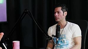 Loira Sente Calor E Tira A Roupa Depois Do Convidado Dizer Que Libertou Uma Mulher Na Casa De Swing - Jow Jow Sheer Red.