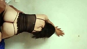 Aurora Estelar Surprises Hunter With New Outfit At Home