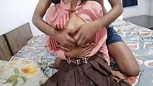 Indian schoolgirl 18+ की first rough fuck देखो, class के बाद!