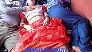 भारतीय स्टेप मॉम और स्टेप सन और स्टेप डैड देसि फक सीन में टाइट पस्सी और वेट ऐस के साथ