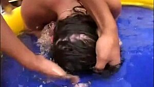 watch isabel ice in an intense and captivating performance on screen