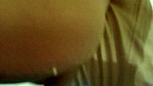 chico de xvideos me quita la tanga y me pa recibir su verga en mi vagina que esta deseosa de su verga 😍