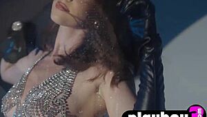 Check out this teen's big ass!