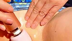 i'm maturemons sexy mature fingering and spreading my bald cunt. wet and shaved pussy.