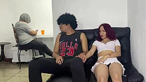 Mi Mejor Amigo Me Visita Con Su Esposa La Muy Puta Me La Follo Cuando El Esta Ocupado En Sus Cosas