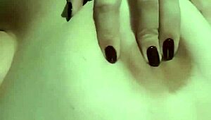 i play with my big boobs and insert dildos in my pussy