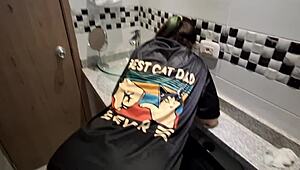 I Went to a Restaurant with My Boyfriend, Liked the Waiter, and Had Sex in the Bathroom