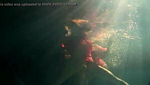 Lilia Mihalkova and Natalia Kupalka underwater lesbians