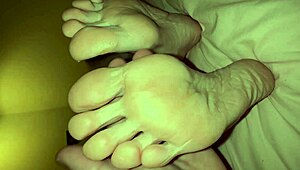 My 18 Years Old Stepdauter Opened Webcam Studio In Her Room And Teach Her Friends How To Anal Winking