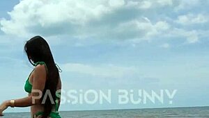 Sexy babe flashes and walks on public beach