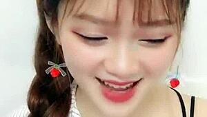 Cute Korean Girl Livestream on Uplive