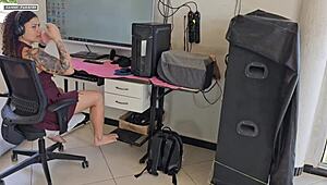 I ate my friend's tasty milf wife, sucked her pussy, and filled her ass with cum in anal creampie.