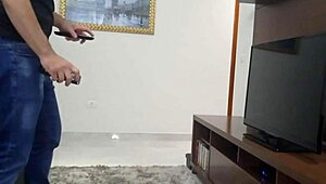 hot housewife teases tv technician with short shorts