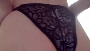 she bets she can dominate you to the ground