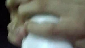 girl masturbates solo in intimate session