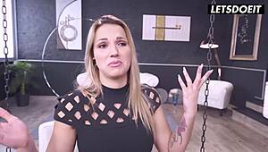 सेक्सी टीन 18+ ह्यूज इटालियन लंड से ऐनल लेती है - उसकी लिमिट