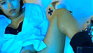 Hey, the wonderful blue is live masturbating with her big dildo for you!