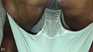 Blasted Cum on Granny Ass in Homemade Amateur Session