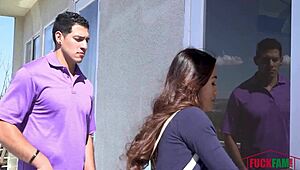 Elle voneva intensely fucks petite 18+ teen.