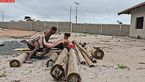 carpinteiro vai receber o pagamento e teve uma surpresa das donas da obra
